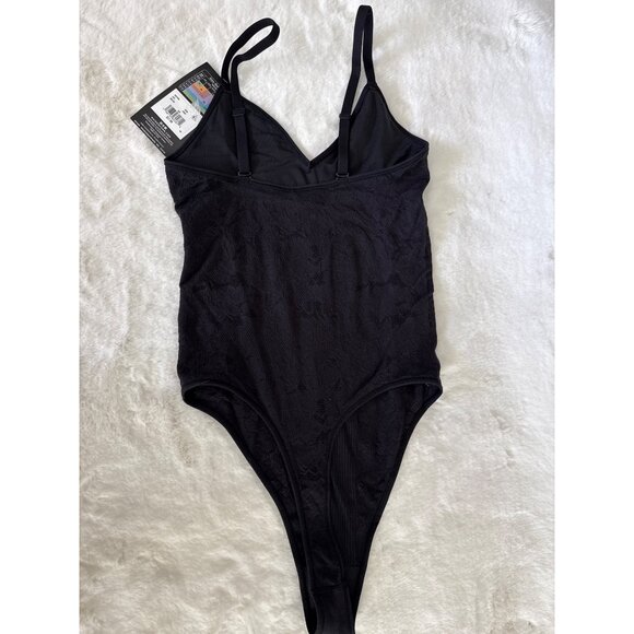 Maidenform size XL Smoothing Seamless Lace Bodysuit Black Thong - Picture 4 of 4